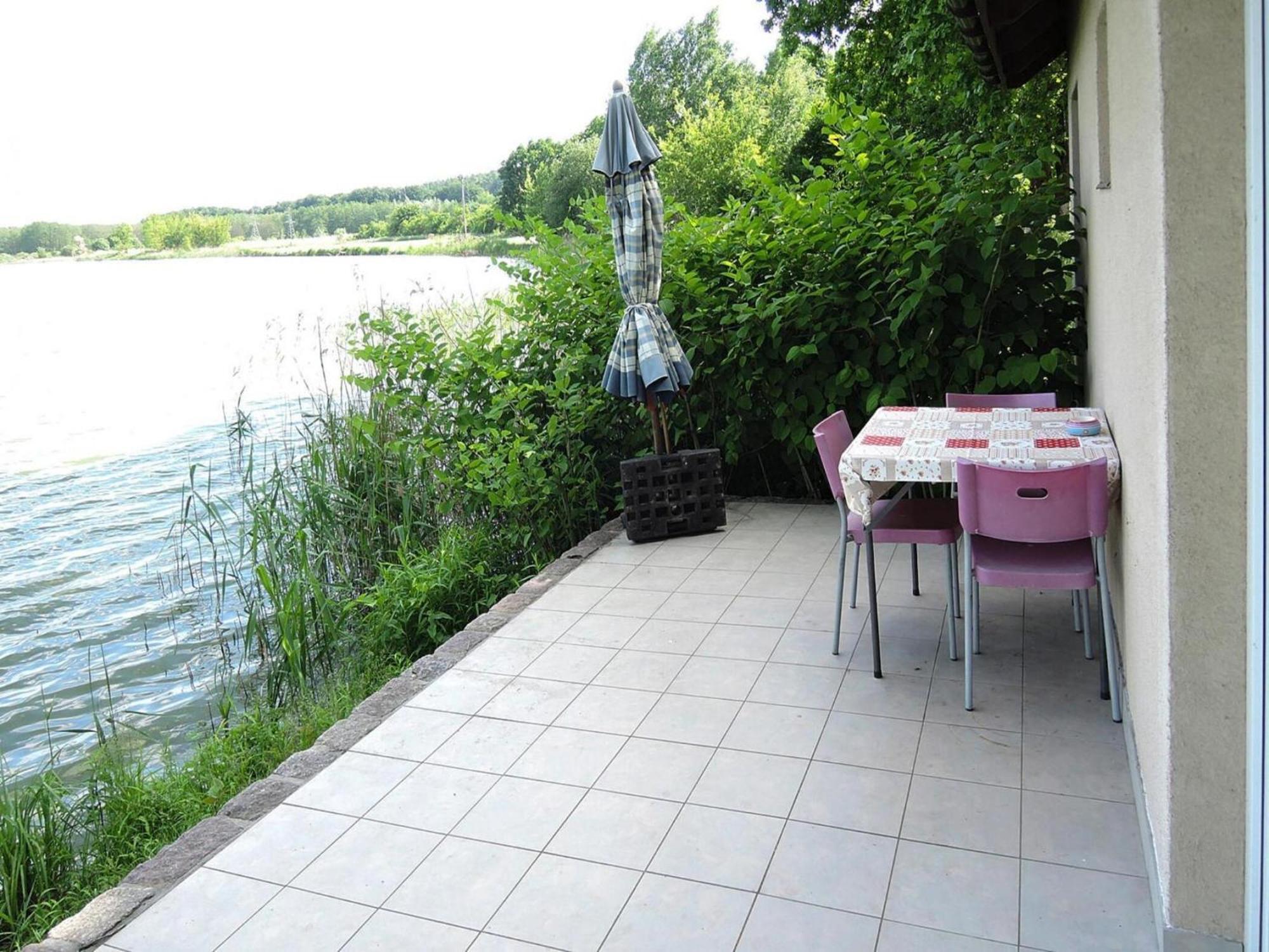 Holiday House In Szczecin At The Lake With Parking Space For 4 Persons Exterior photo